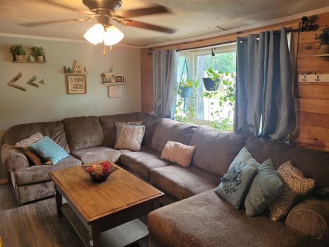 10 Sterling Road Auburn ME 04210