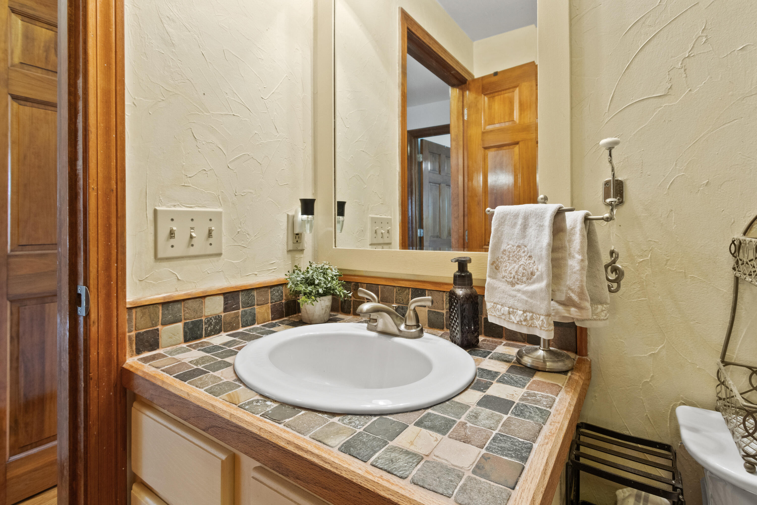 153 Regan Lane Portland ME 04103