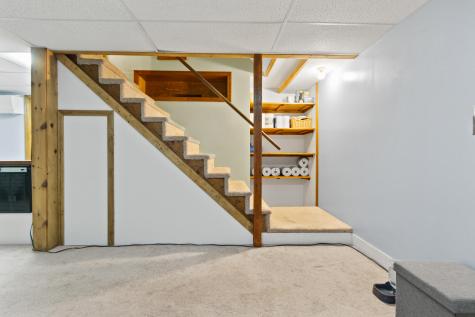 153 Regan Lane Portland ME 04103