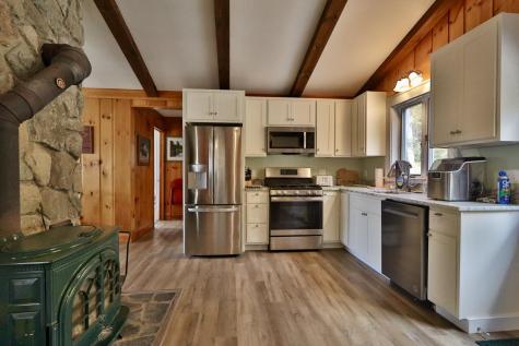 88 Mountain View Drive Beaver Cove ME 04441