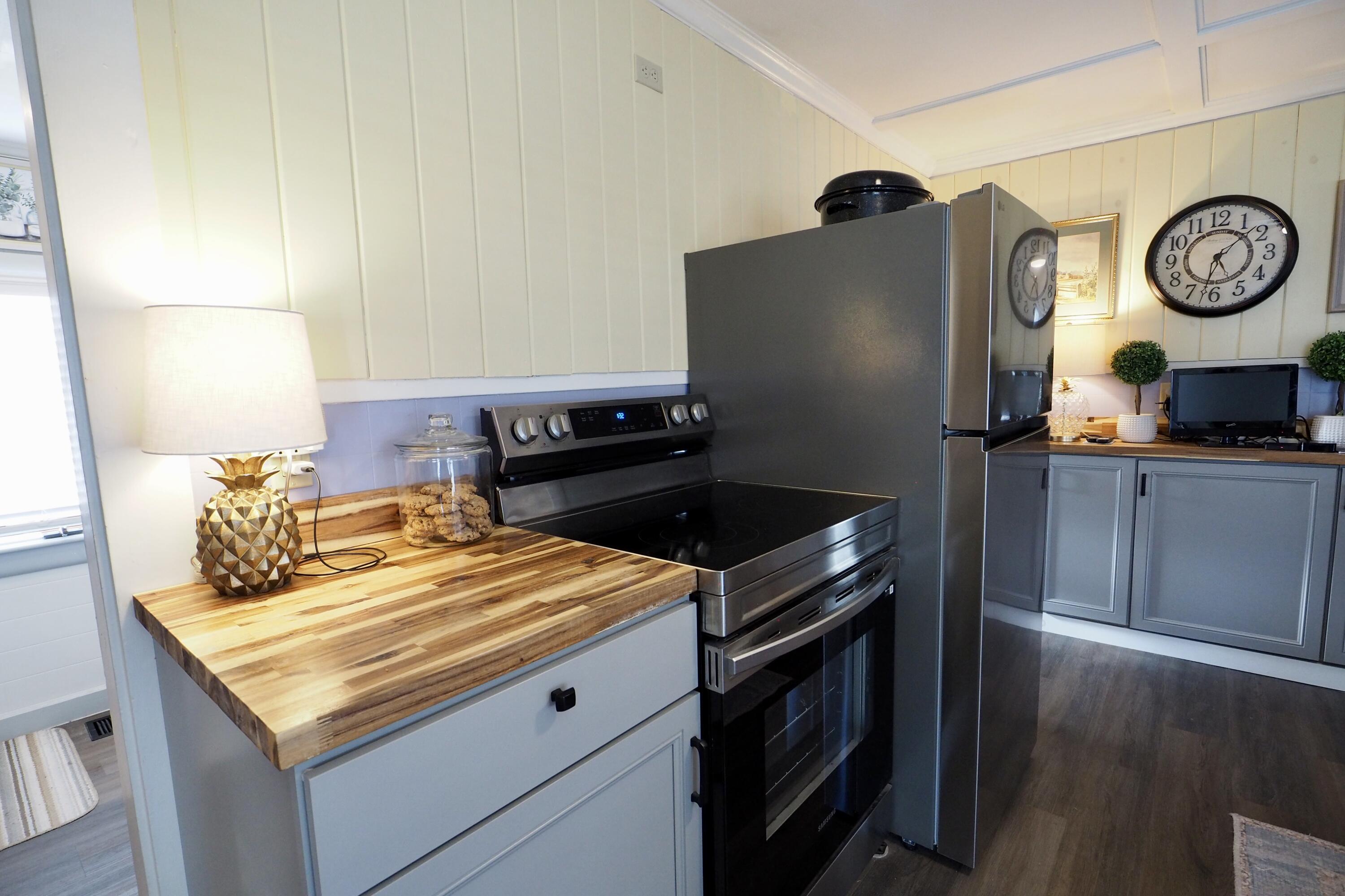 1013 Main Street Sanford ME 04073