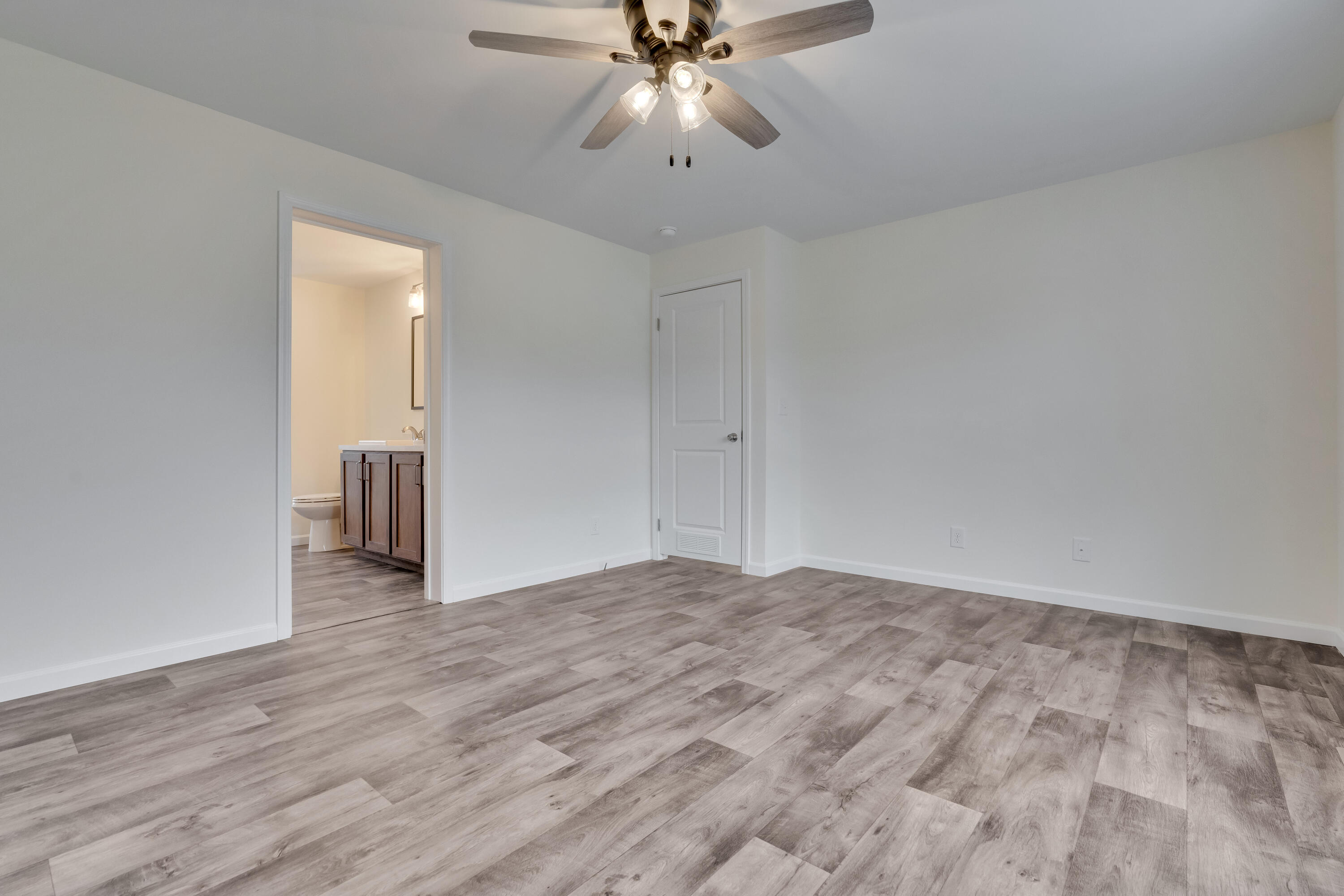 22 Colony Way Kittery ME 03904