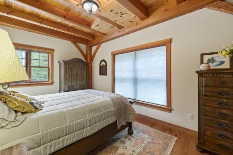 19 Lunts Point Lane Oxford ME 04270