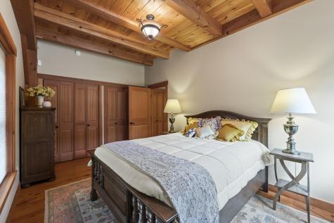 19 Lunts Point Lane Oxford ME 04270