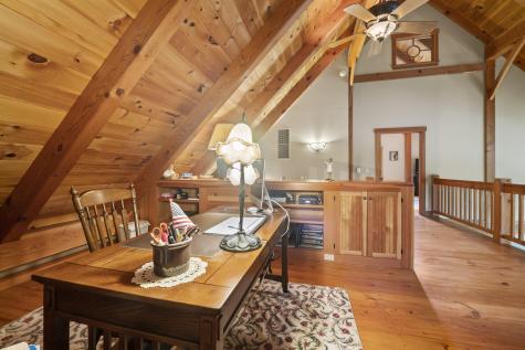 19 Lunts Point Lane Oxford ME 04270