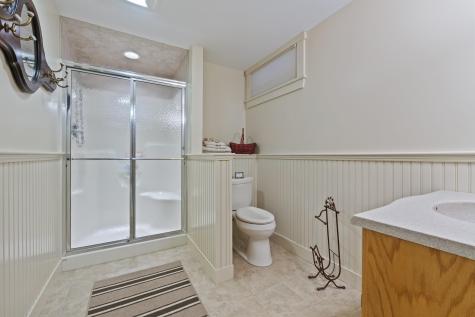 19 Lunts Point Lane Oxford ME 04270