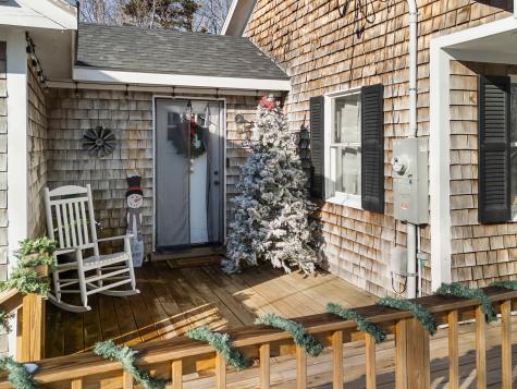 18 Trunnel Lane Friendship ME 04547