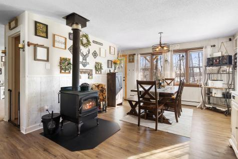 18 Trunnel Lane Friendship ME 04547