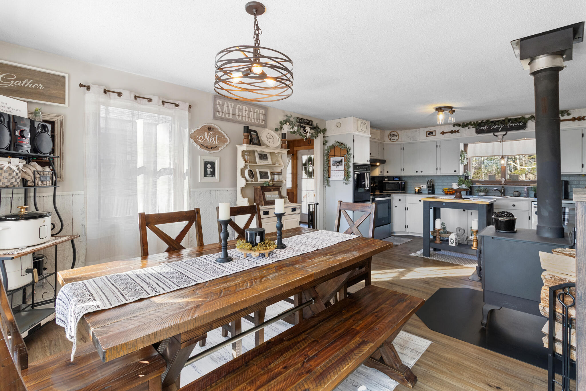 18 Trunnel Lane Friendship ME 04547