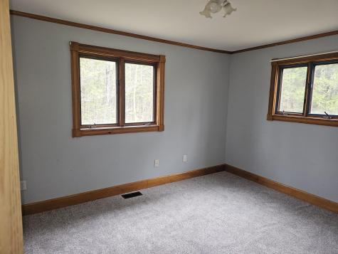 23 Macdonald Road Waterford ME 04088