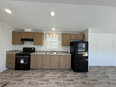 117 Joatmon Drive Auburn ME 04210