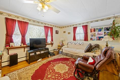 284 Parkway S Brewer ME 04412