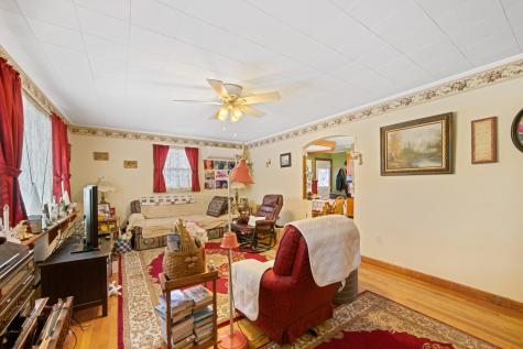 284 Parkway S Brewer ME 04412