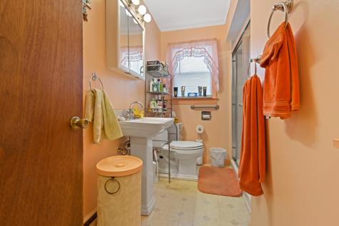 284 Parkway S Brewer ME 04412