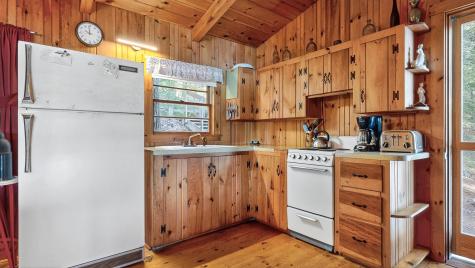 341 Narrow Gauge Trail Hiram ME 04041