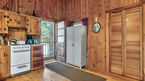 341 Narrow Gauge Trail Hiram ME 04041