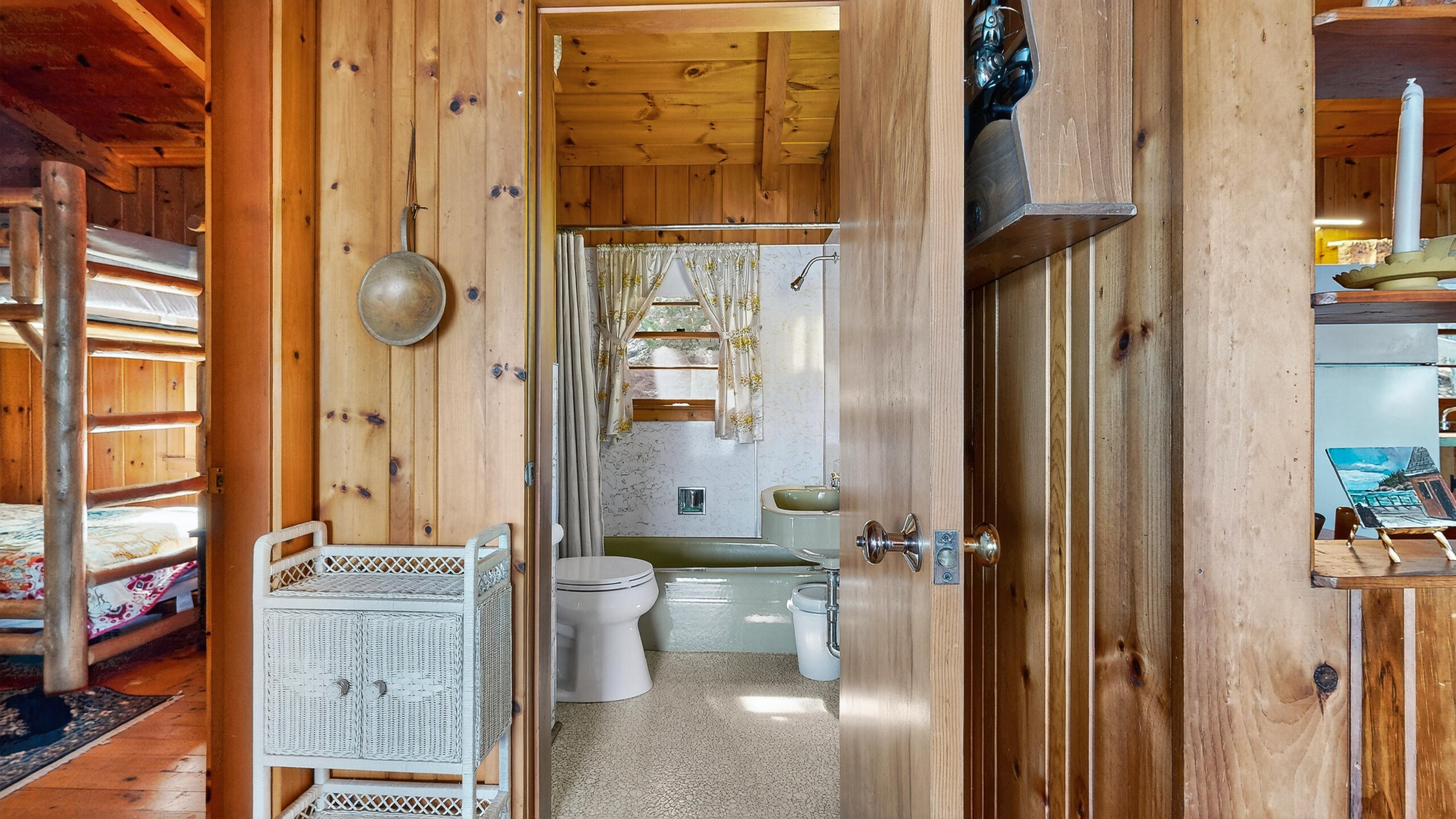 341 Narrow Gauge Trail Hiram ME 04041