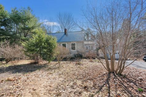 22 Burnham Road Gorham ME 04038