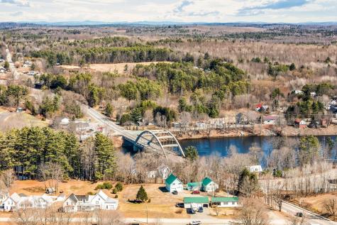 14 Mercer Road Norridgewock ME 04957