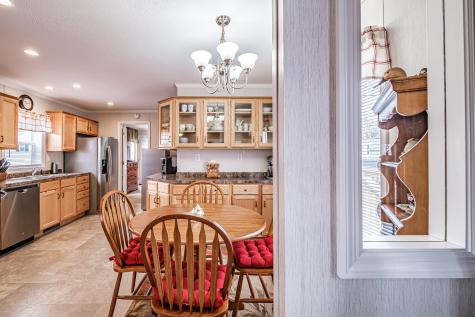 23 Kapote Drive Norway ME 04268