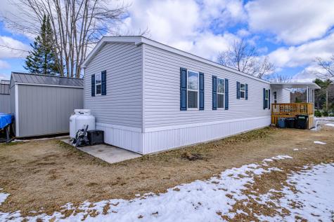 23 Kapote Drive Norway ME 04268