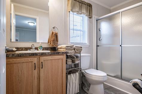 23 Kapote Drive Norway ME 04268