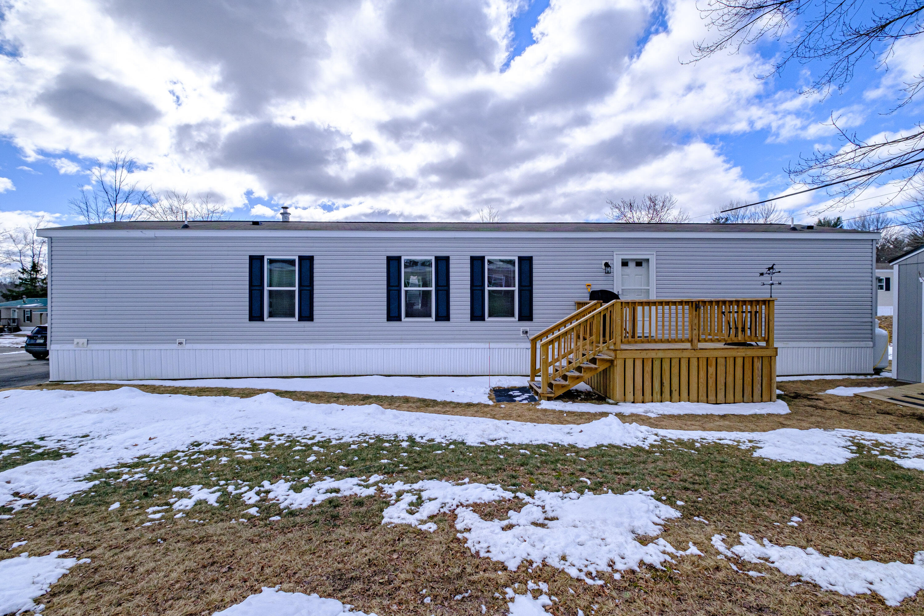 23 Kapote Drive Norway ME 04268