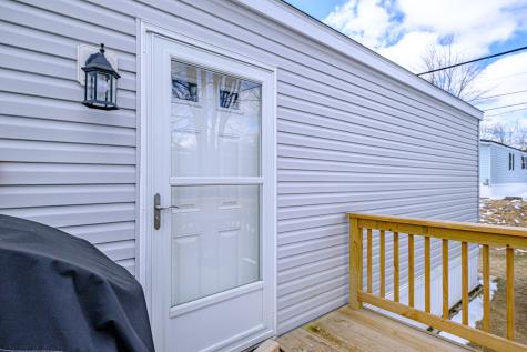 23 Kapote Drive Norway ME 04268