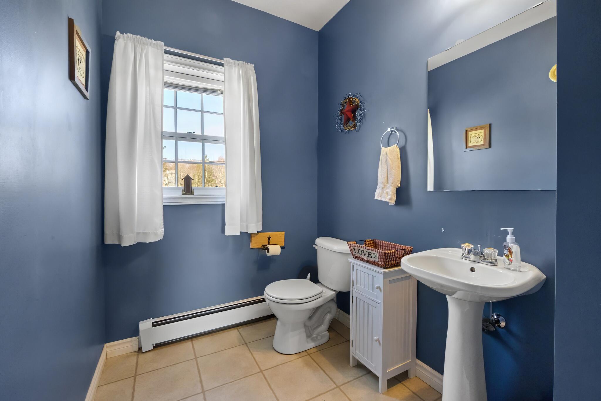 263 Ellsworth Road Aurora ME 04408