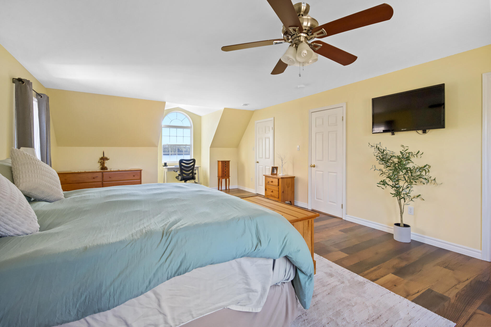 263 Ellsworth Road Aurora ME 04408