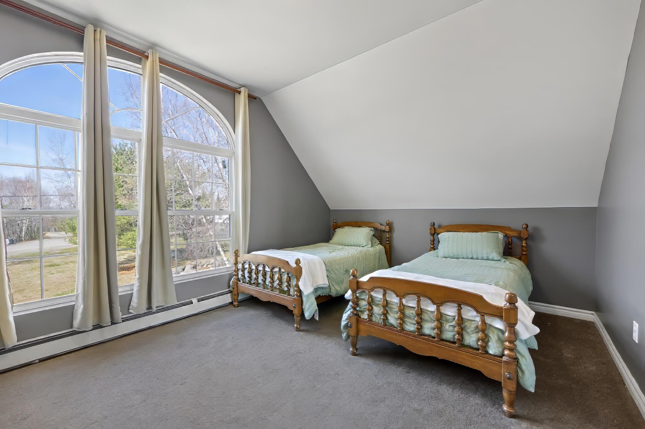 263 Ellsworth Road Aurora ME 04408