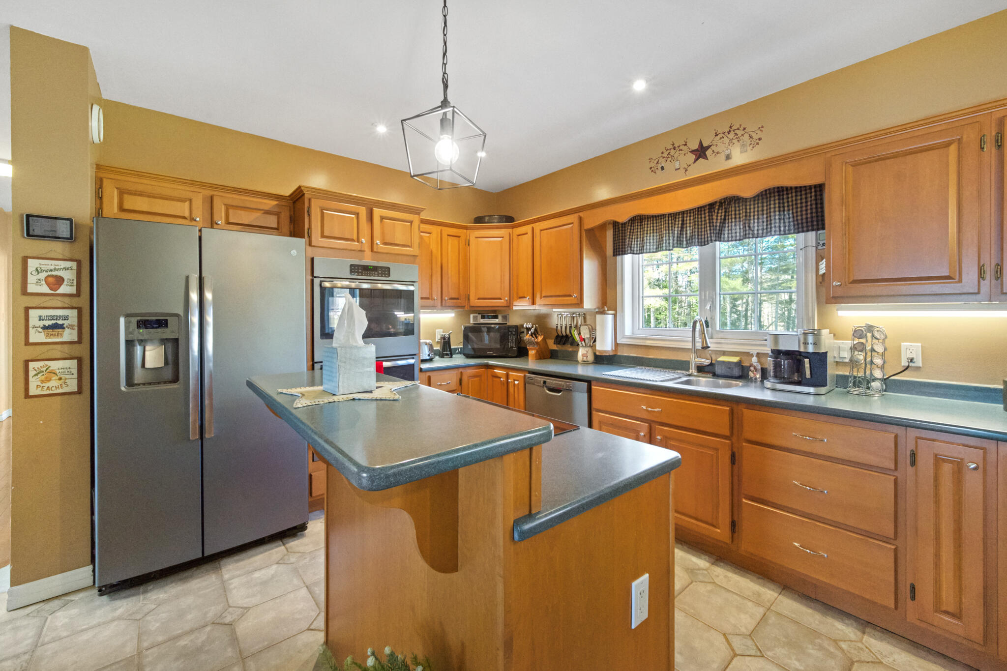 263 Ellsworth Road Aurora ME 04408