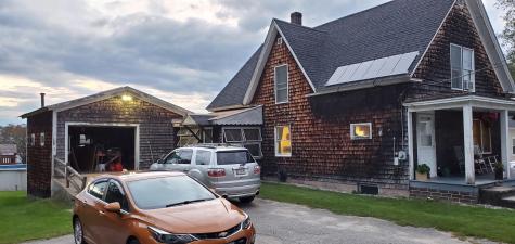 21 Mill Street Oxford ME 04270