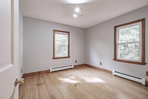 329 Gray Road Falmouth ME 04105