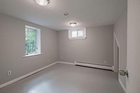 329 Gray Road Falmouth ME 04105