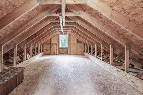 329 Gray Road Falmouth ME 04105