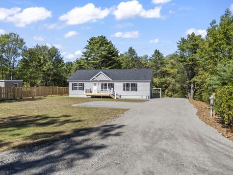 744 Ridge Road Bowdoinham ME 04008