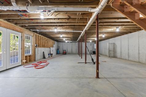 744 Ridge Road Bowdoinham ME 04008