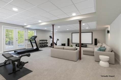 744 Ridge Road Bowdoinham ME 04008