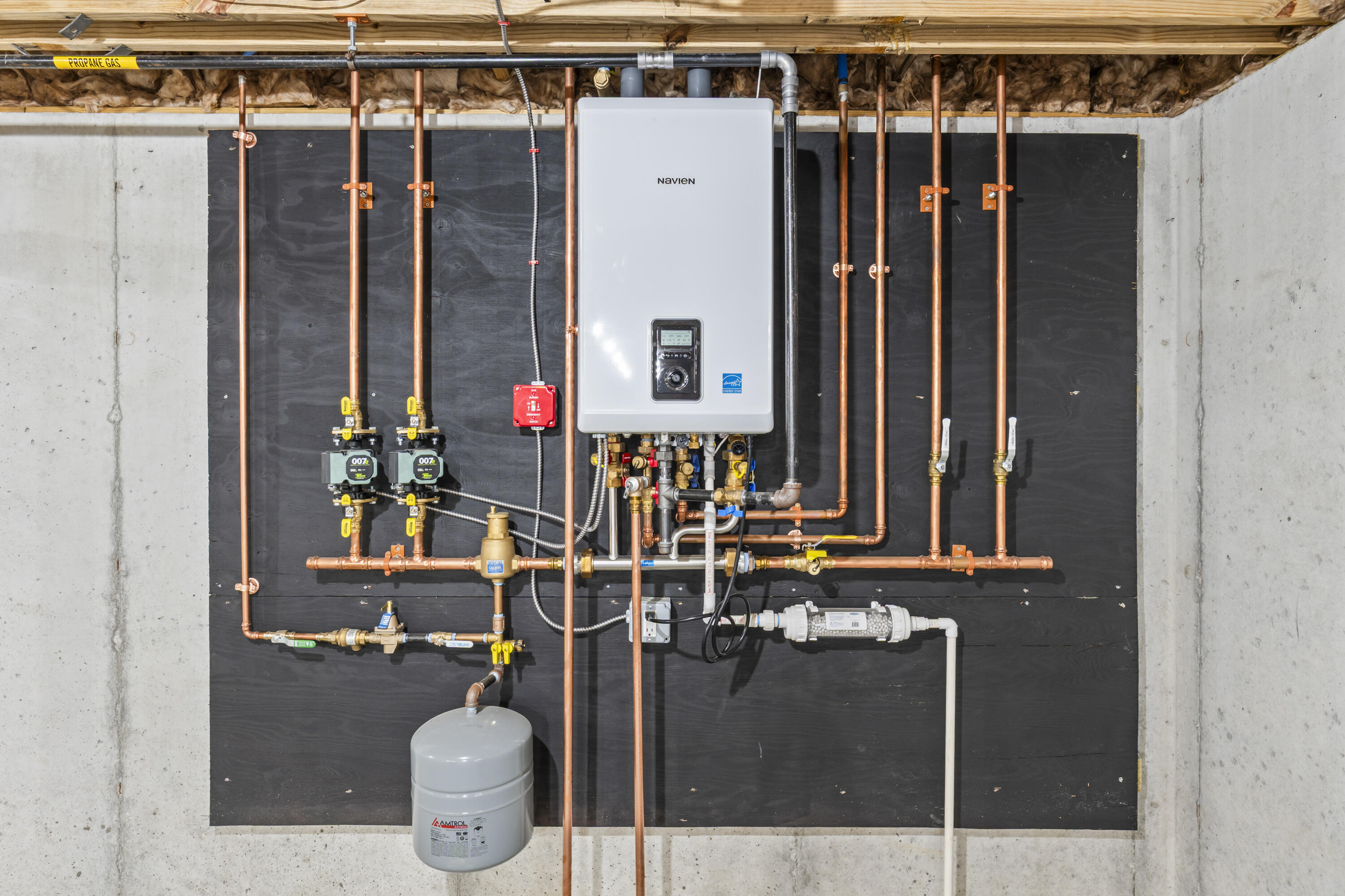 744 Ridge Road Bowdoinham ME 04008