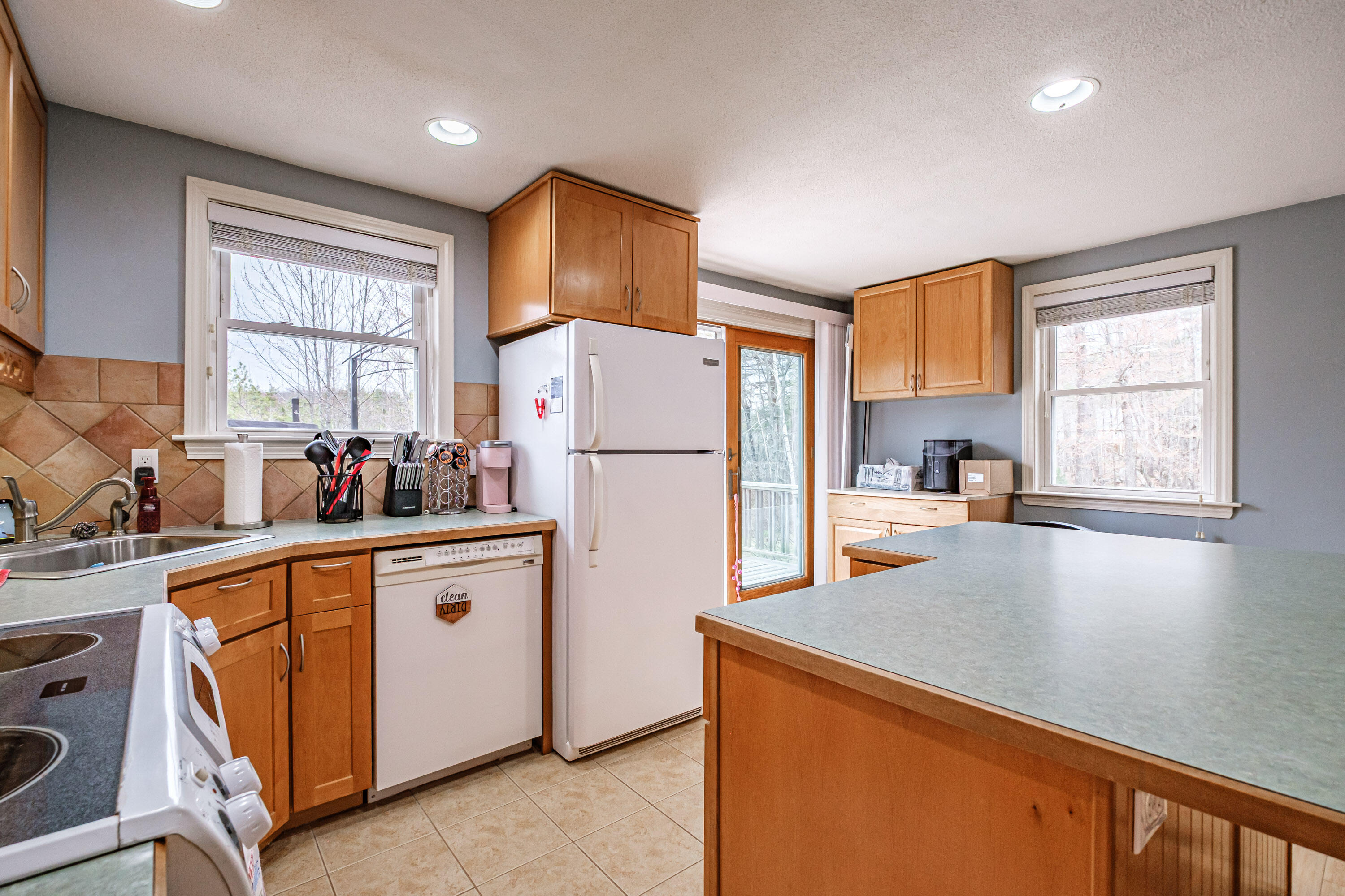 71 Egypt Road Gray ME 04039