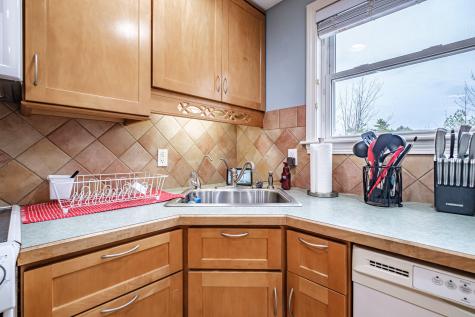 71 Egypt Road Gray ME 04039