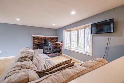 71 Egypt Road Gray ME 04039