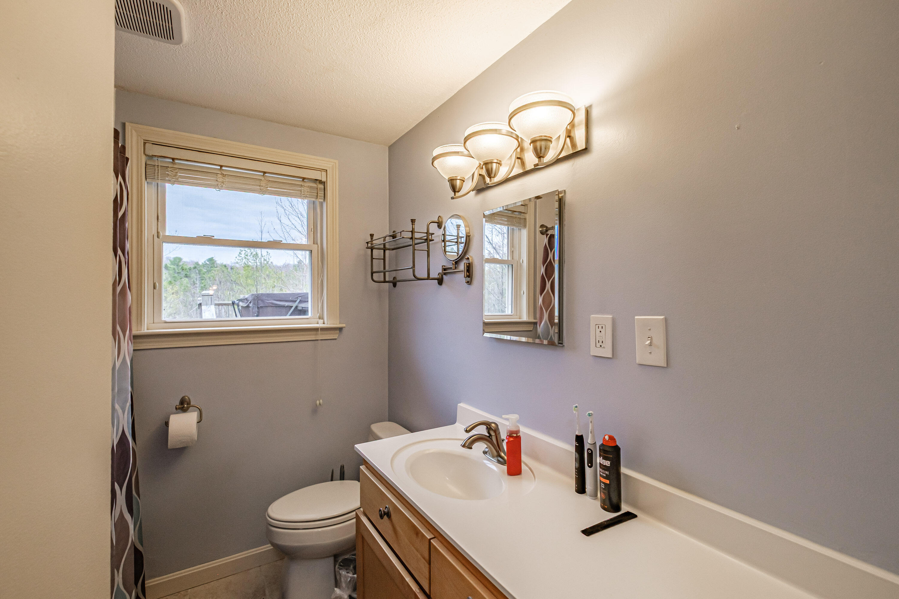 71 Egypt Road Gray ME 04039