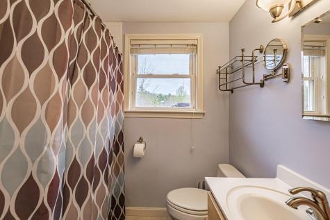 71 Egypt Road Gray ME 04039