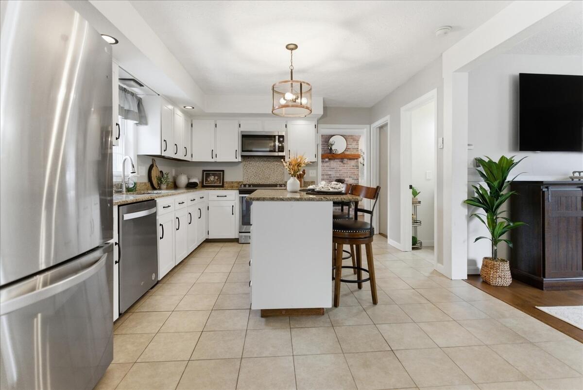 216 Cook Street Auburn ME 04210
