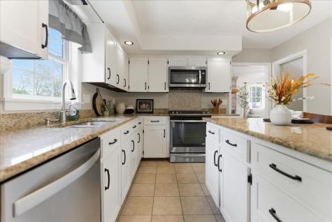 216 Cook Street Auburn ME 04210