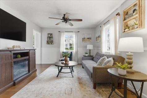 216 Cook Street Auburn ME 04210