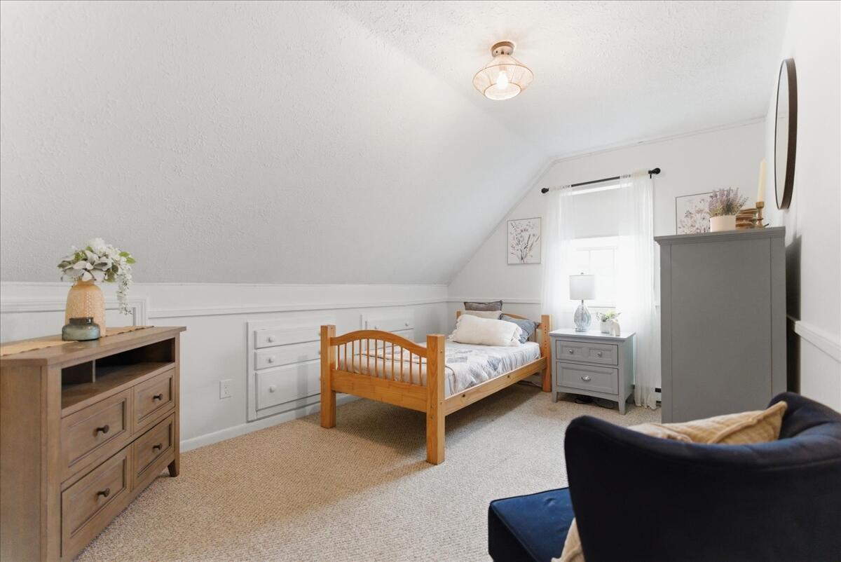 216 Cook Street Auburn ME 04210