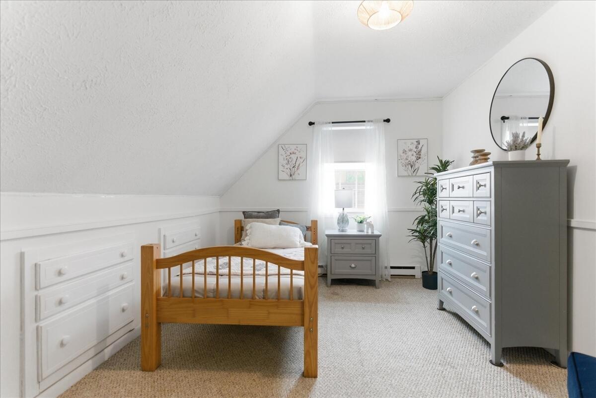 216 Cook Street Auburn ME 04210